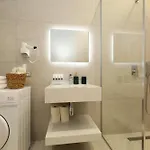 Niccolo شقة *